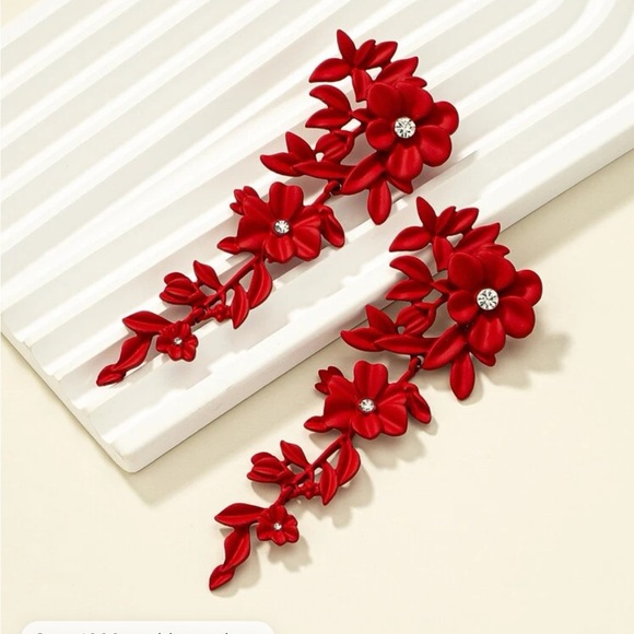 Earrings red flowers - Picture 5 of 7